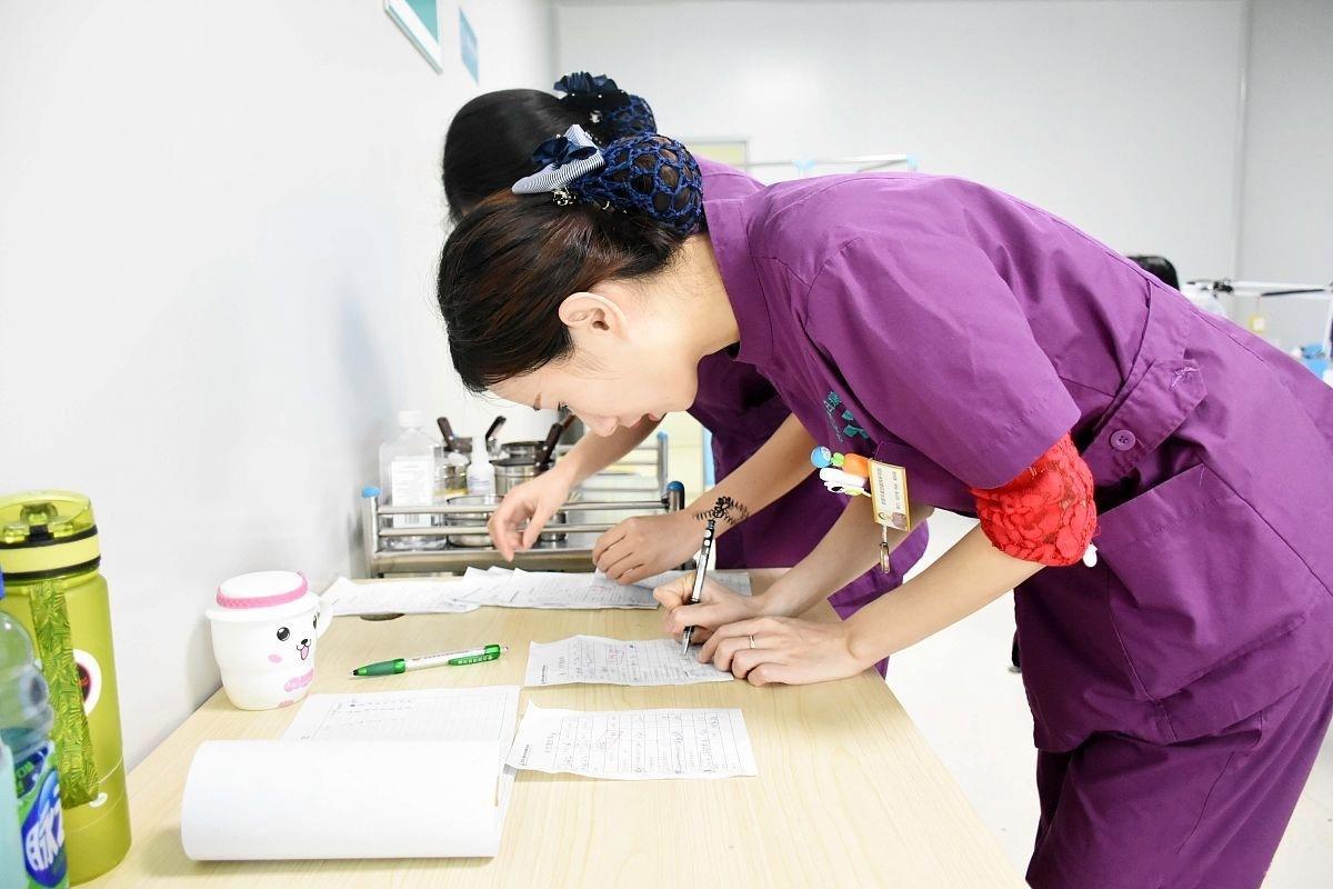 多项扶持政策落地！家政服务业迎来发展新机遇，一文读懂利好方向